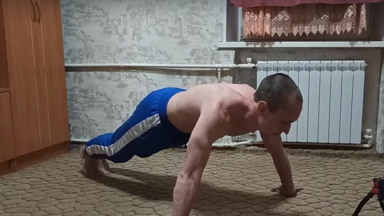 Житель Нижнего Тагила побил собственный мировой рекорд по отжиманиям