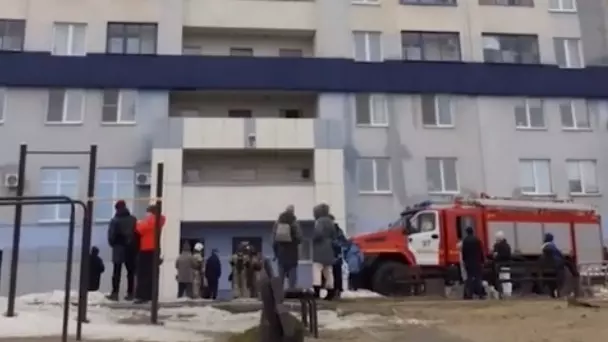 В многоэтажке в Екатеринбурге произошел пожар