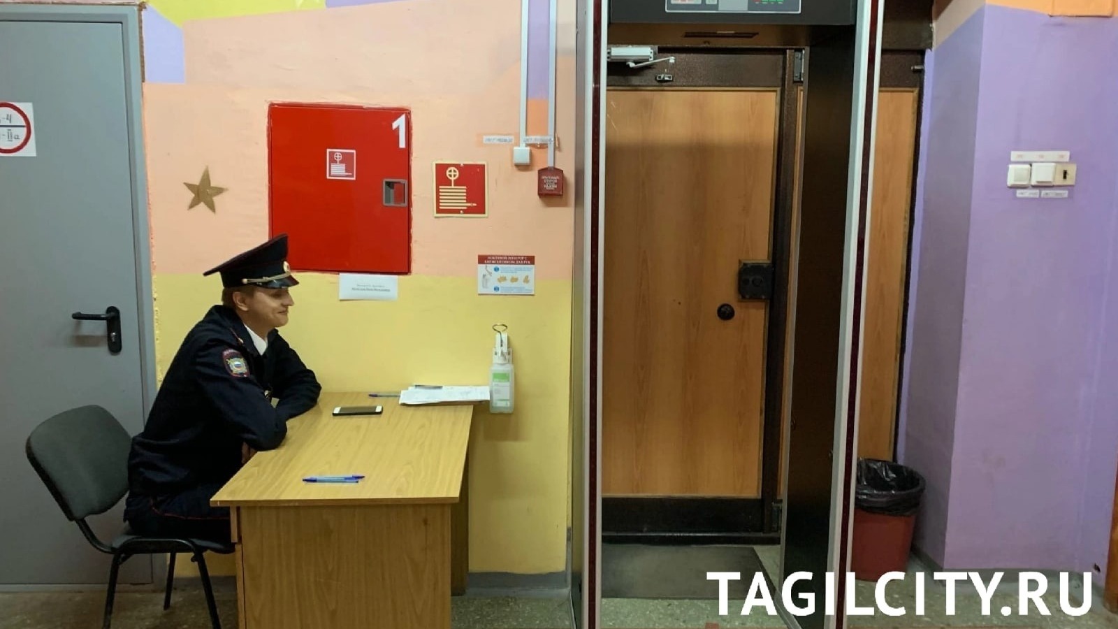 Полиция в Нижнем Тагиле обеспечивает безопасность на выборах