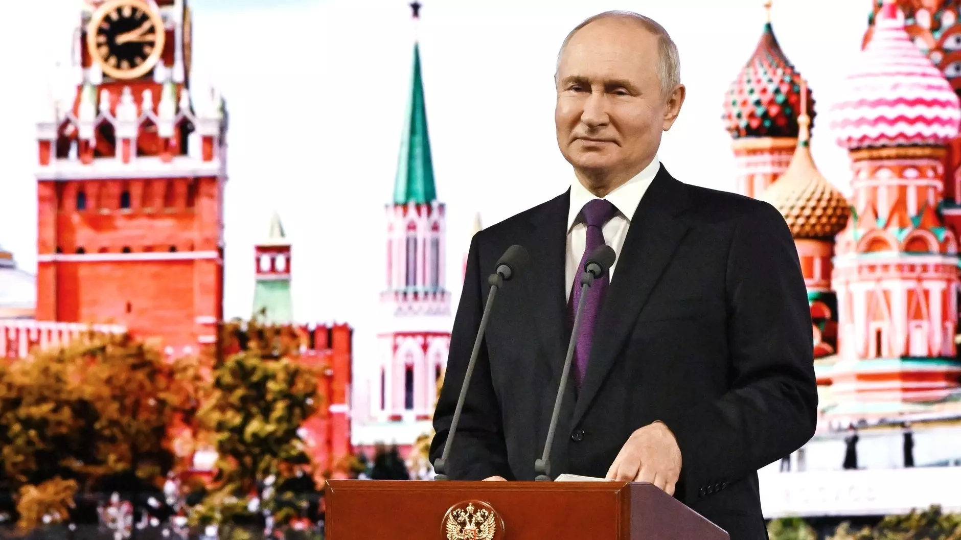 Россияне хотят выдвижения Путина на новый срок