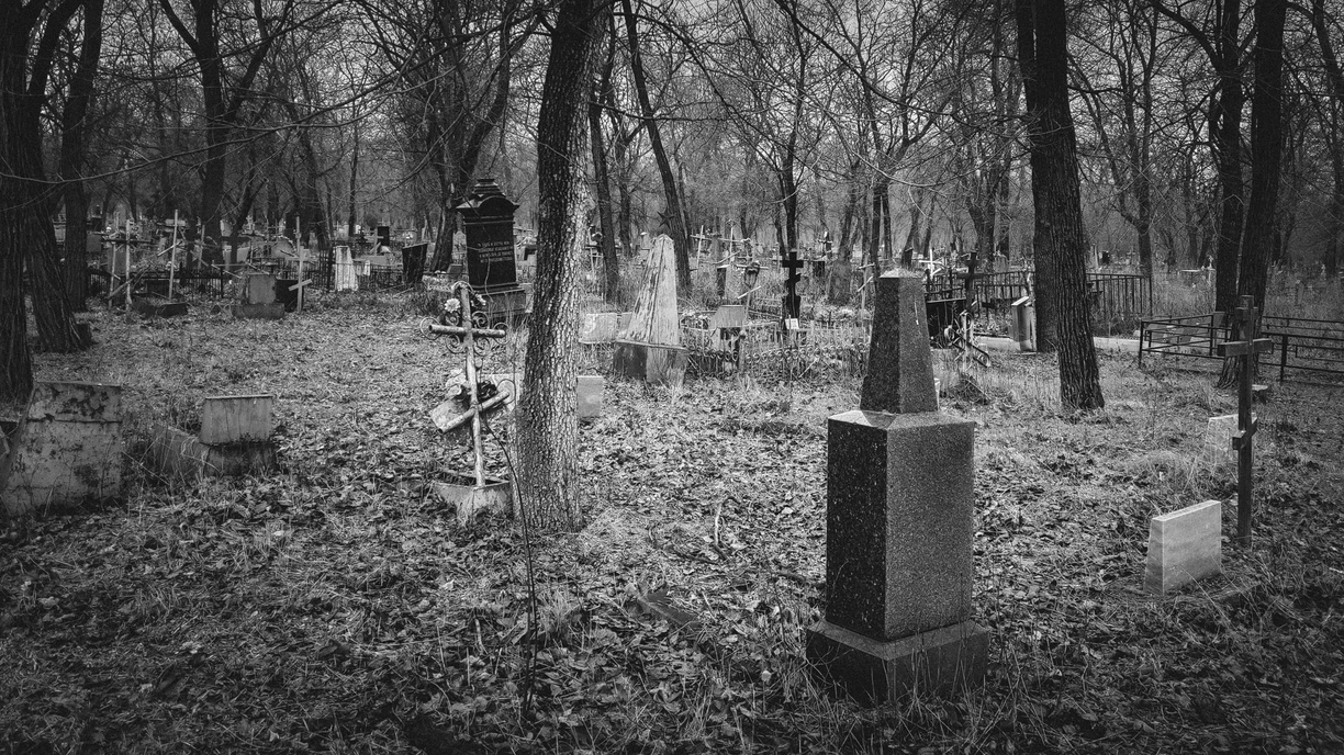 Кладбище в Екатеринбурге предложено расширить за счет «зоны отдыха населения»