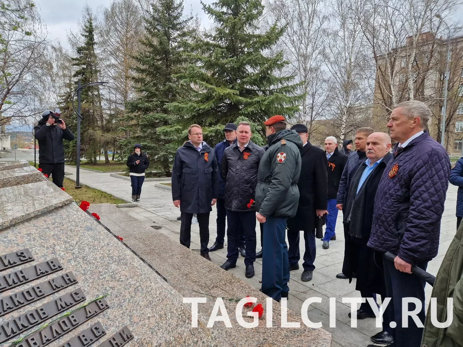 Пилоны с именами погибших во время СВО тагильчан.