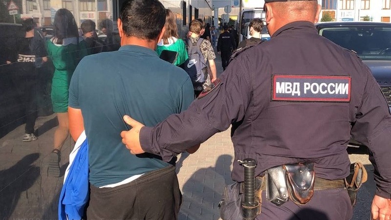 196 мигрантов задержано во время рейда в Екатеринбурге