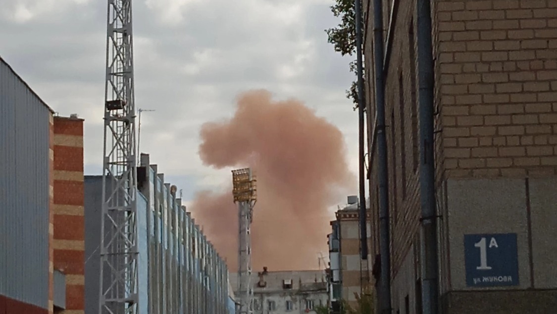 Аварийный выброс дыма произошел на челябинском заводе, где накануне был губернатор