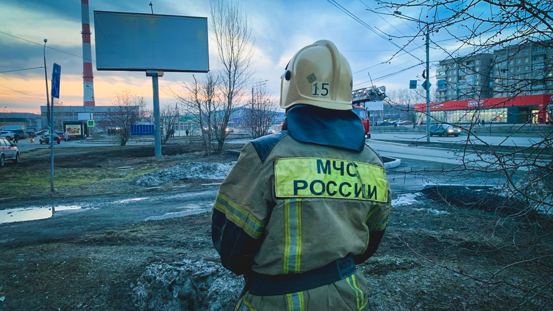 Сотрудников и посетителей «Водоканал-НТ» эвакуировали из-за «пожара» на чердаке