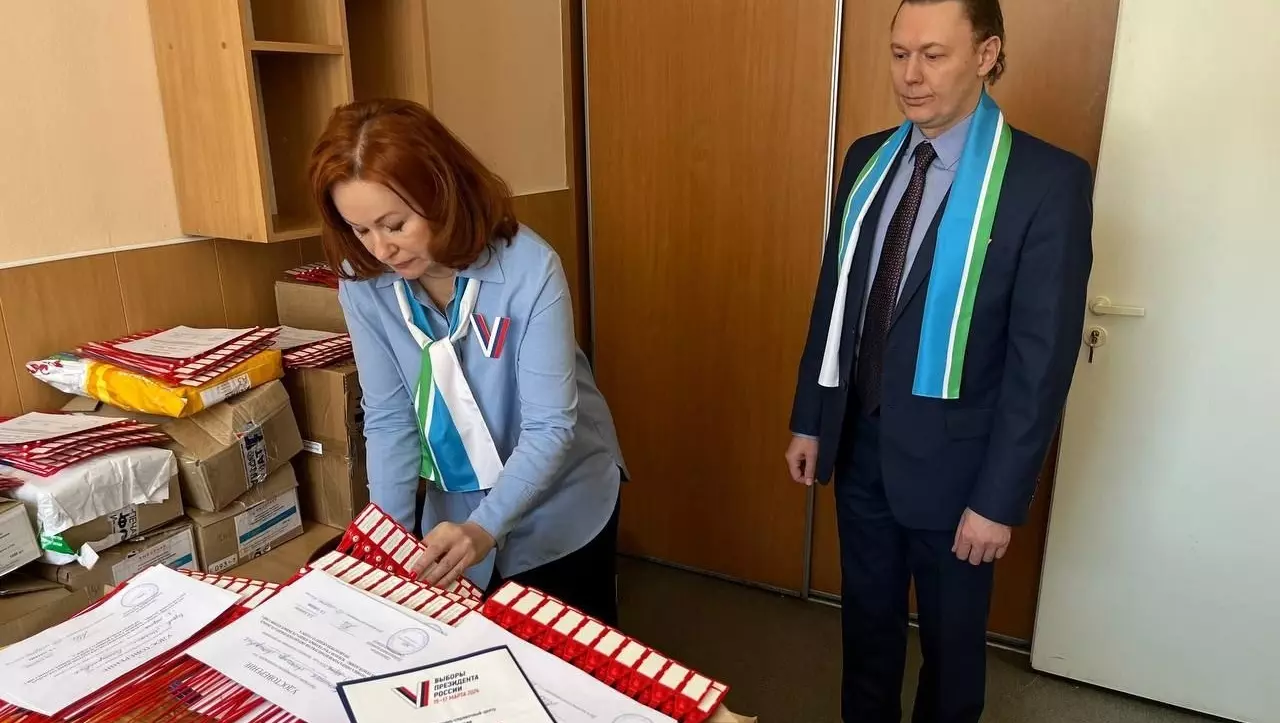 В Свердловской области началась выдача бюллетеней участковым избирательным комиссиям