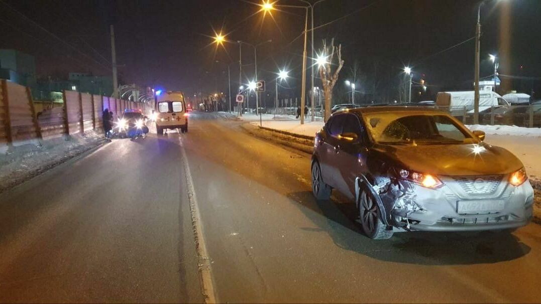 Мужчина погиб под колесами авто возле аэропорта Кольцово в Екатеринбурге