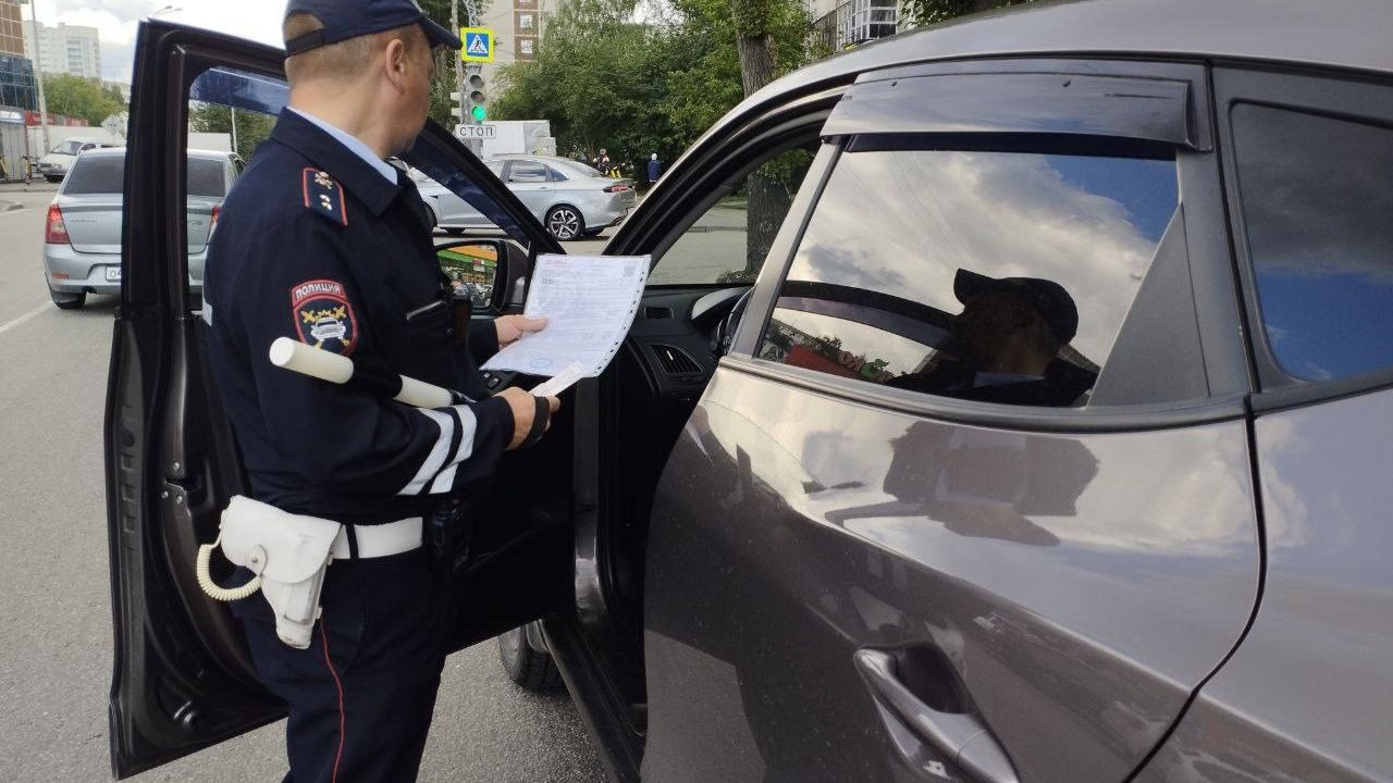 Автоинспекторы устроили облаву на водителей в Екатеринбурге