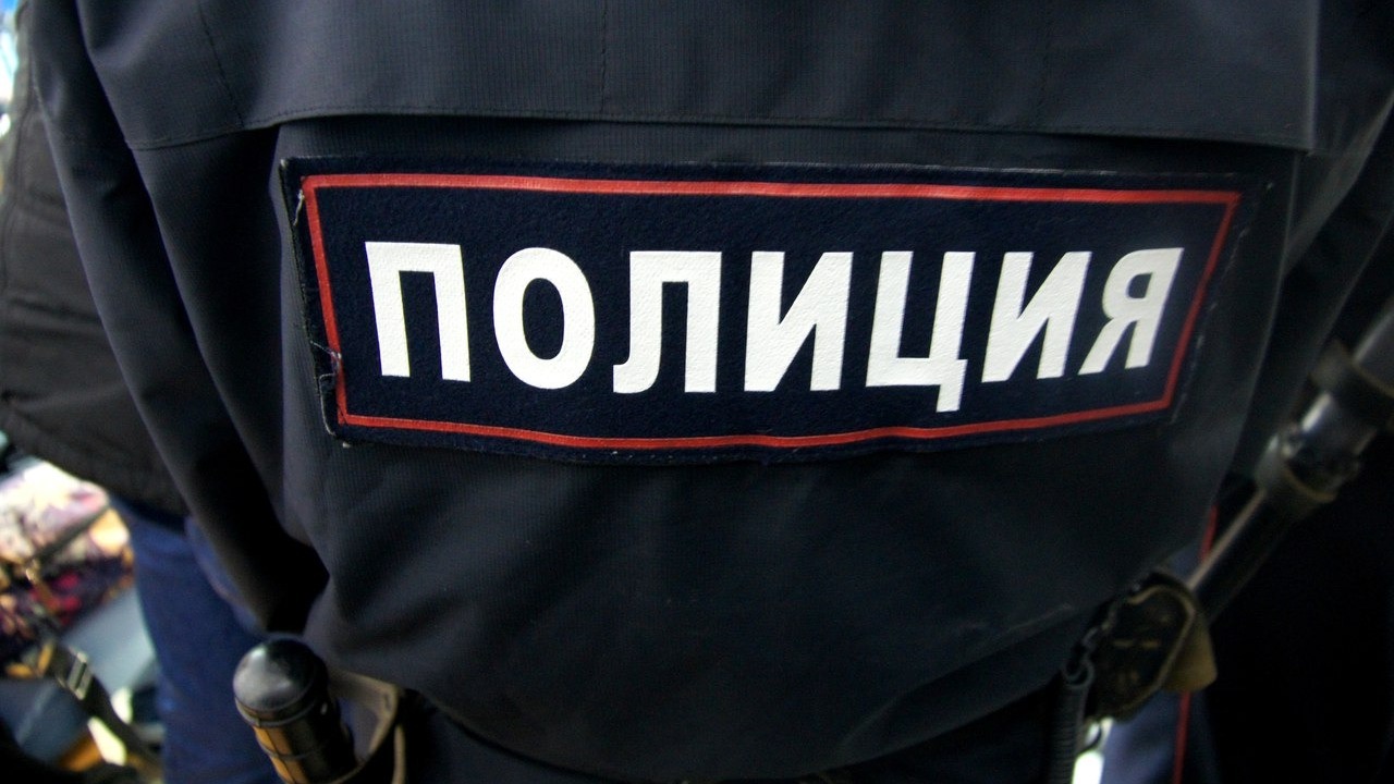 Двое мужчин решили похитить алкоголь и ореховую пасту в «Монетке» в Екатеринбурге