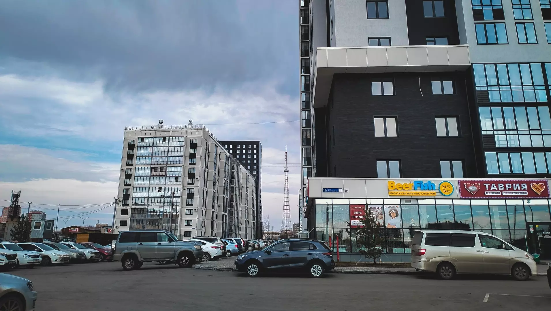 Жители Екатеринбурга пожаловались на шумных посетителей пивной лавки