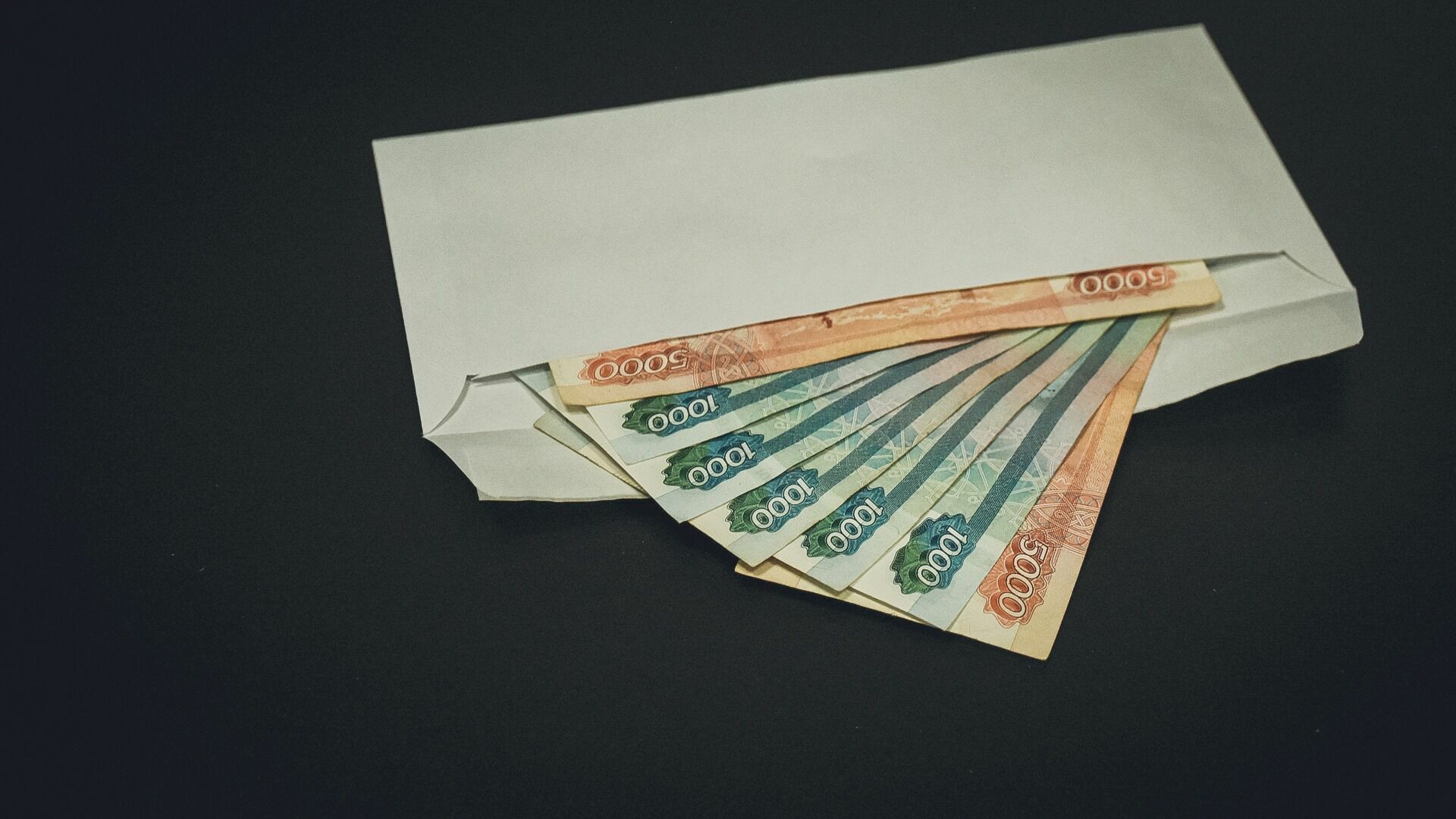 Более 20 тысяч свердловских медработников получили социальные выплаты 288 млн рублей