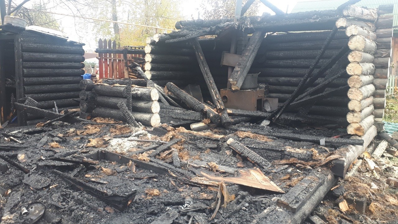 Шесть бань сгорели в Нижнем Тагиле за одни сутки