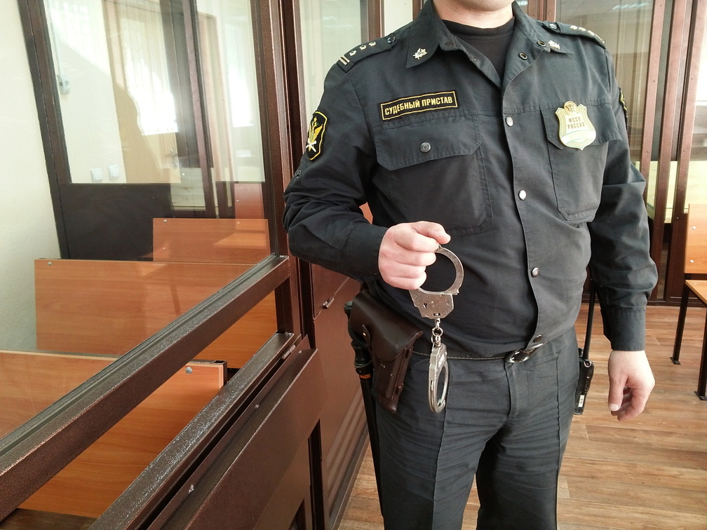 Задержаны пятеро вышедших на незаконные пикеты в Екатеринбурге