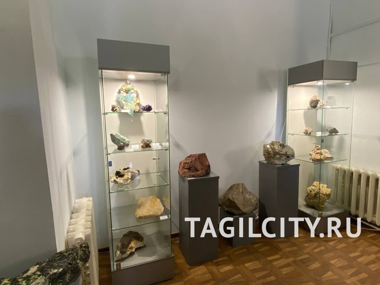 Экспозиция в минералогическом музее