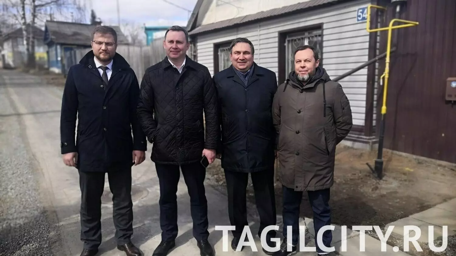 Министр энергетики и ЖКХ Свердловской области Николай Смирнов во время рабочего визита в Нижний Тагил.