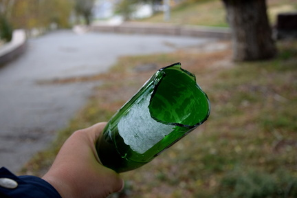 Покупатель с «розочкой» от бутылки напал на посетителей «Монетки» на Урале
