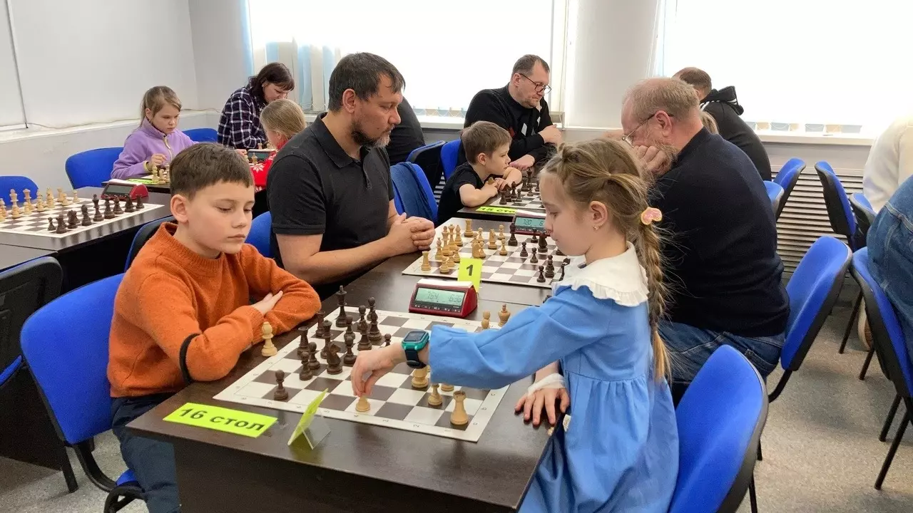 В Нижнем Тагиле прошел турнир «Шахматная семья»