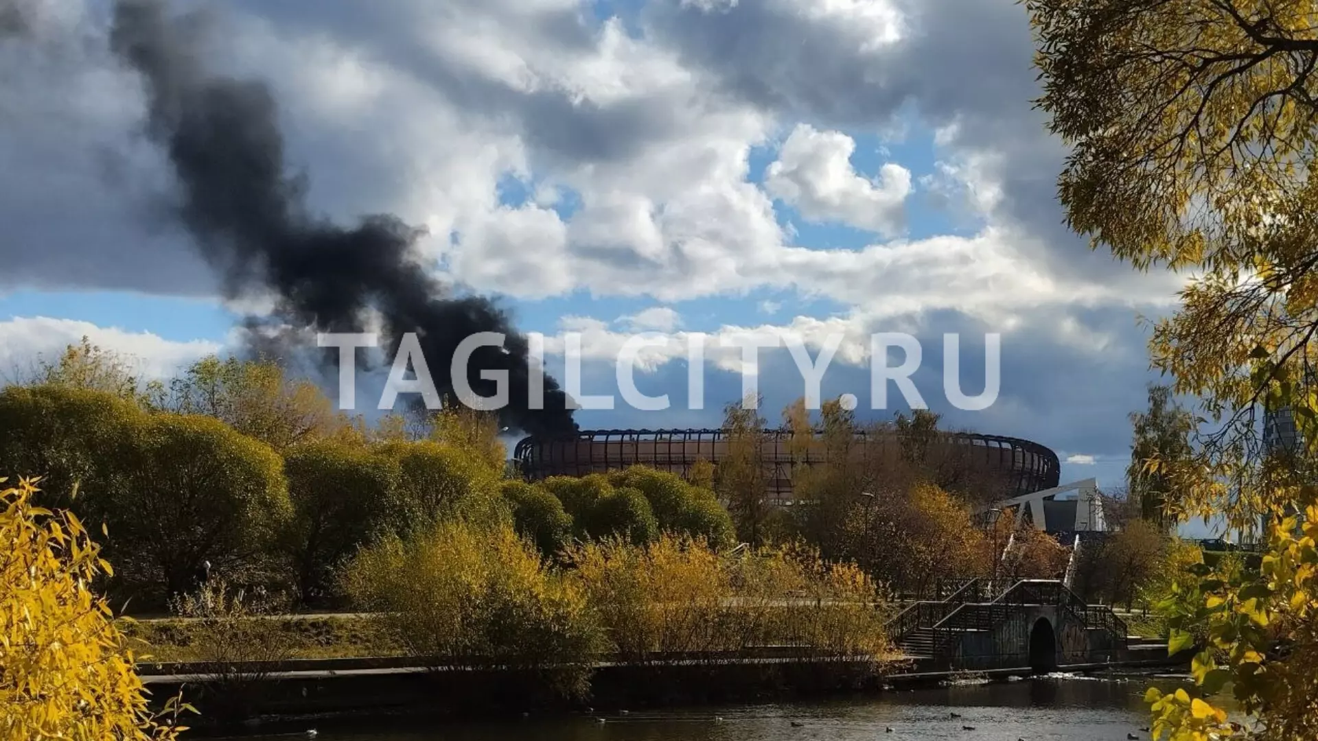 Пожарные потушили пожар на стройке ледовой УГМК-Арены в Екатеринбурге