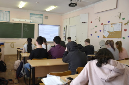 Из-за инфекций на дистант отправились 500 классов в Свердловской области