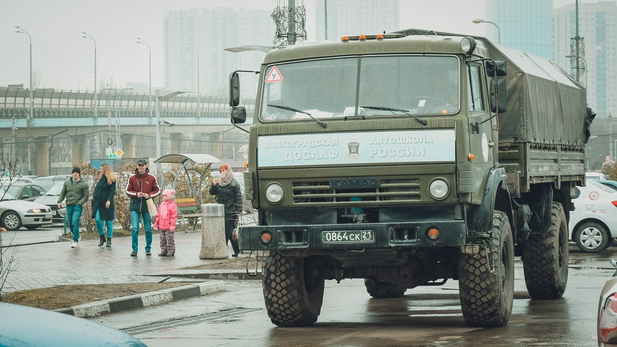 Штрафы на полтора миллиона рублей выписали суды Екатеринбурга за дискредитацию армии