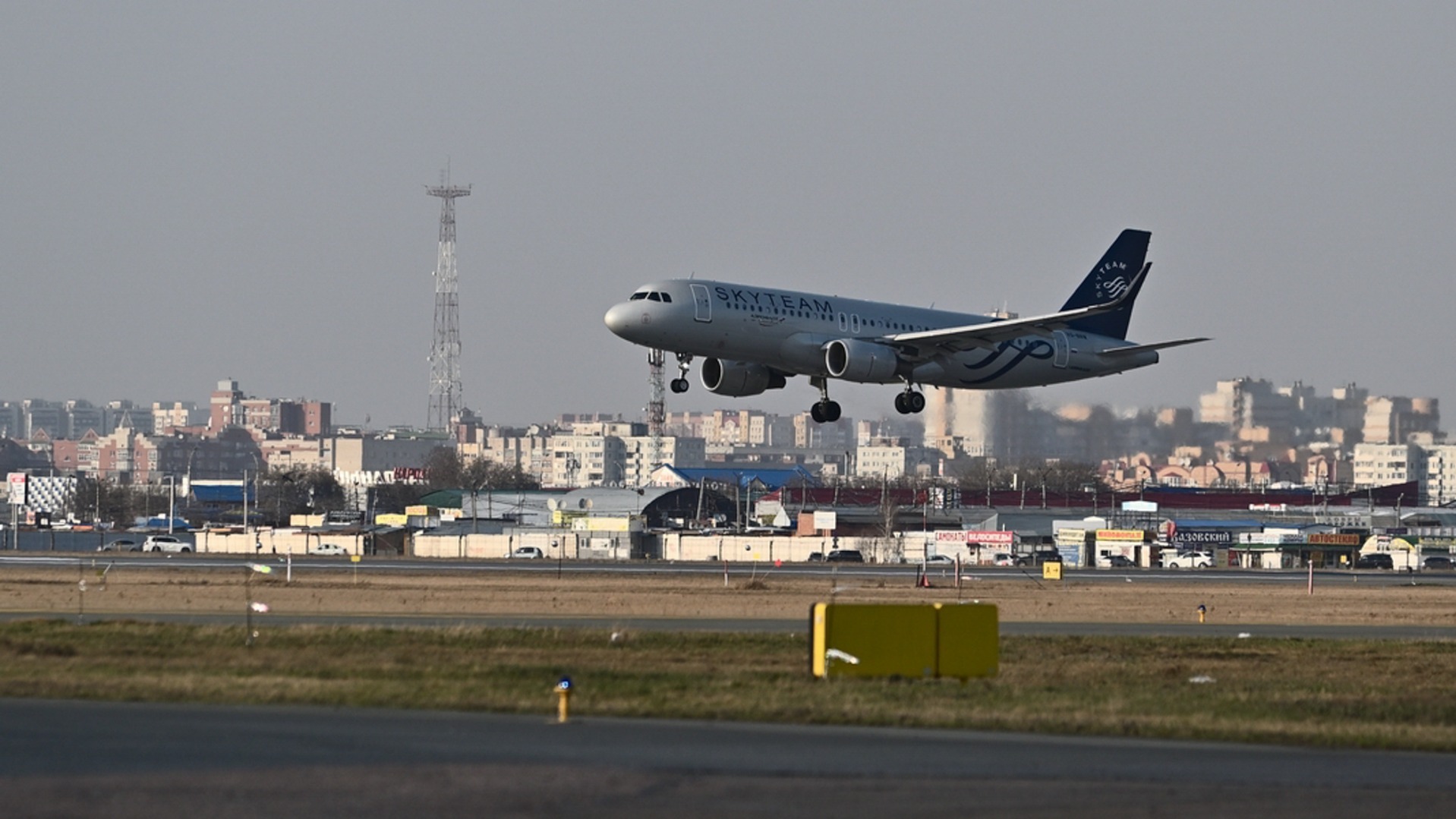 Новые рейсы в Астрахань запустили в Екатеринбурге