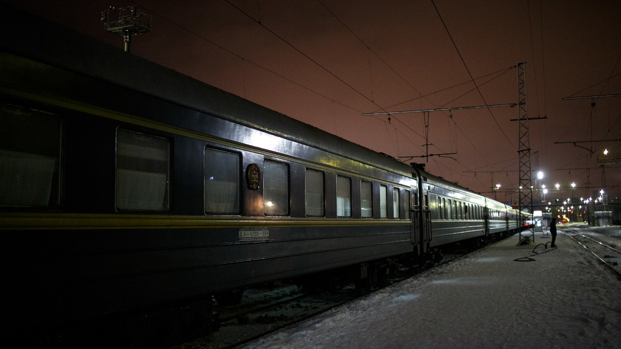 Пенсионер попал под колеса поезда в Екатеринбурге