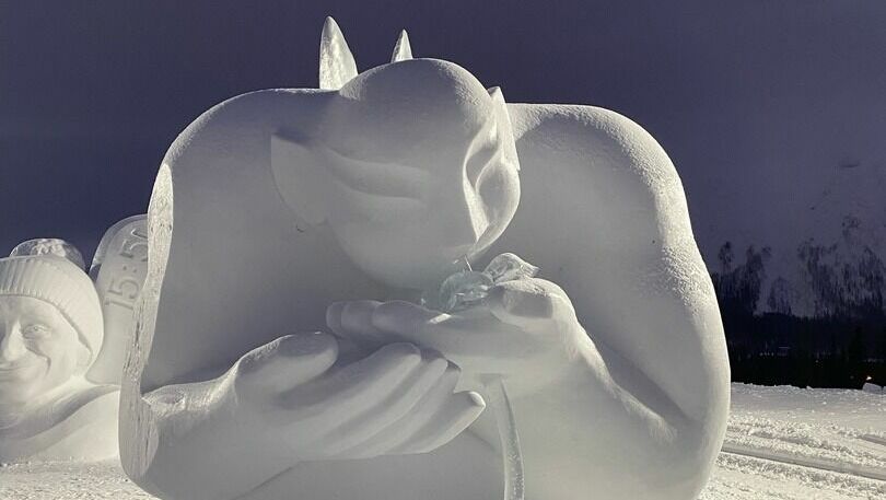Снежная скульптура жителя Нижнего Тагила победила в фестивале «Снеголед-2023»