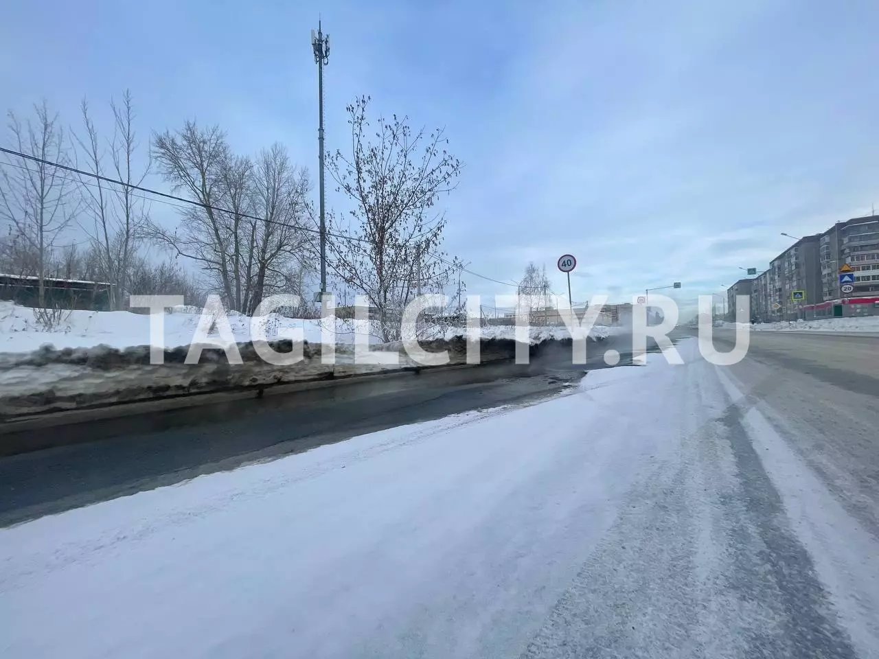 Ликвидация коммунальной аварии на Ленинградском проспекте в Нижнем Тагиле