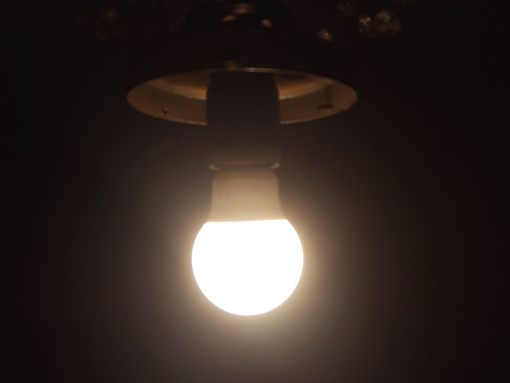 Без света из-за непогоды остались более 11,5 тысячи человек в Свердловской области