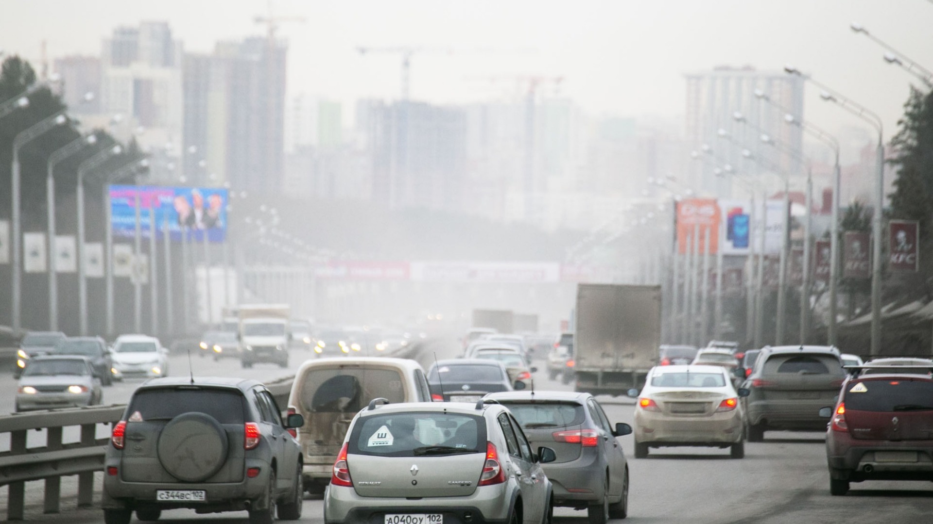 Проверка воздуха пройдет в Екатеринбурге и Верхней Пышме после жалоб на смог в НМУ
