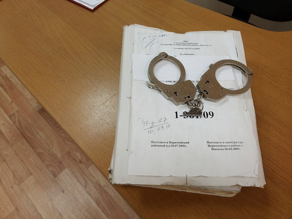 Домогательства и взятки: стали известны подробности дела следователя из Екатеринбурга